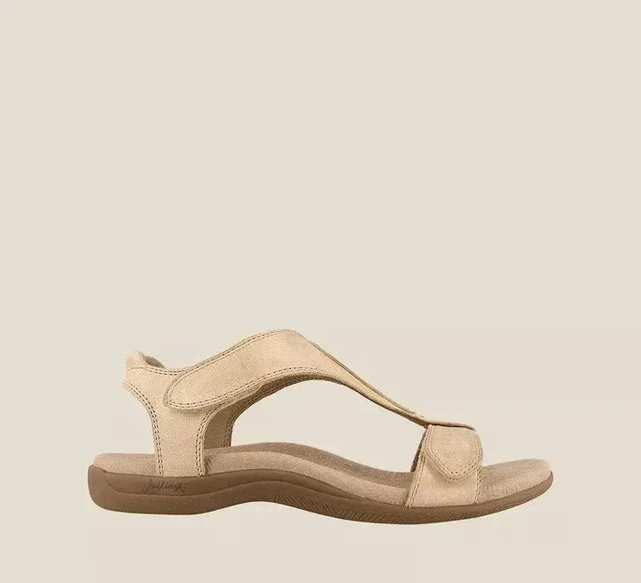 Classic and breathable sandals