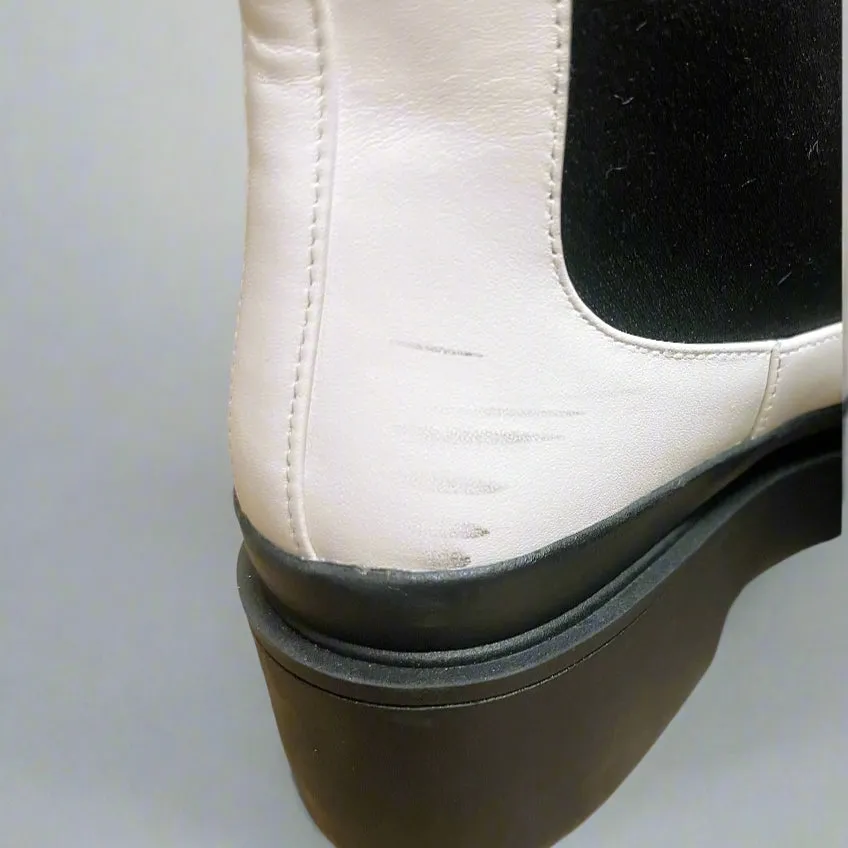 Kate Spade white Winnie boots, size 6.5