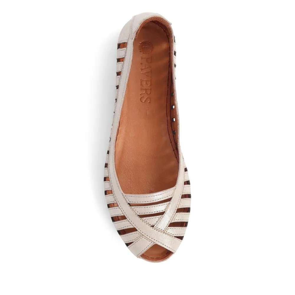 Leather Open-Toe Ballet Flats - KARY39019 / 325 502